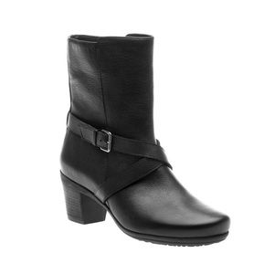 BRAND NEW - never been worn. Women's ABEO B.I.O.